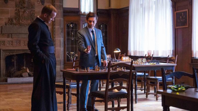 Web-Pawn Sacrifice