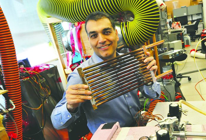 Web-Clean50-University Communications