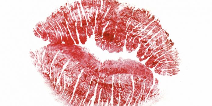 o-LIPSTICK-MARK-facebook