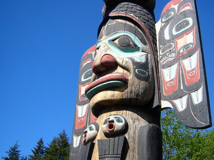 Ketchican_totem_pole_2