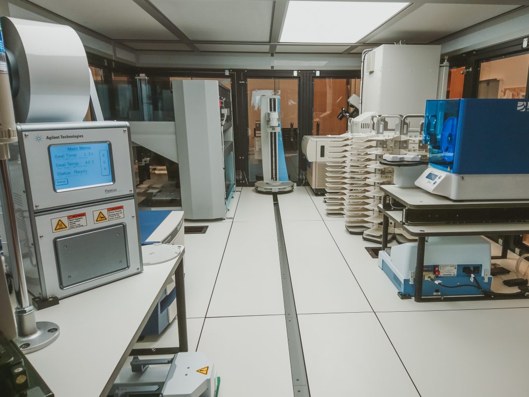 SFU unveils new hightech robotic chemical biology research lab The Peak