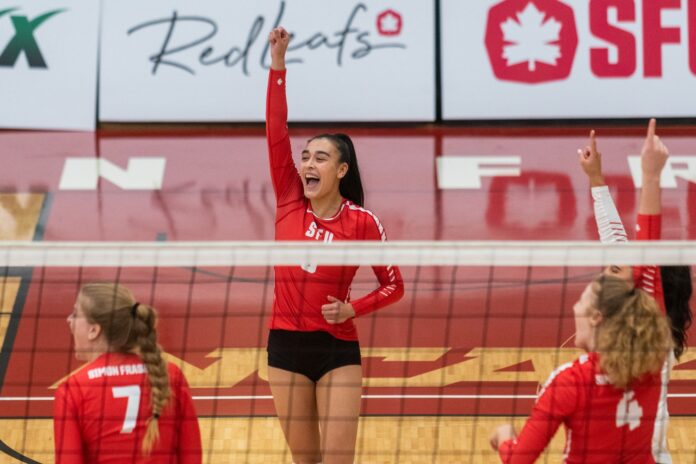 photo of Hanna Kolof celebrating after winning a point.