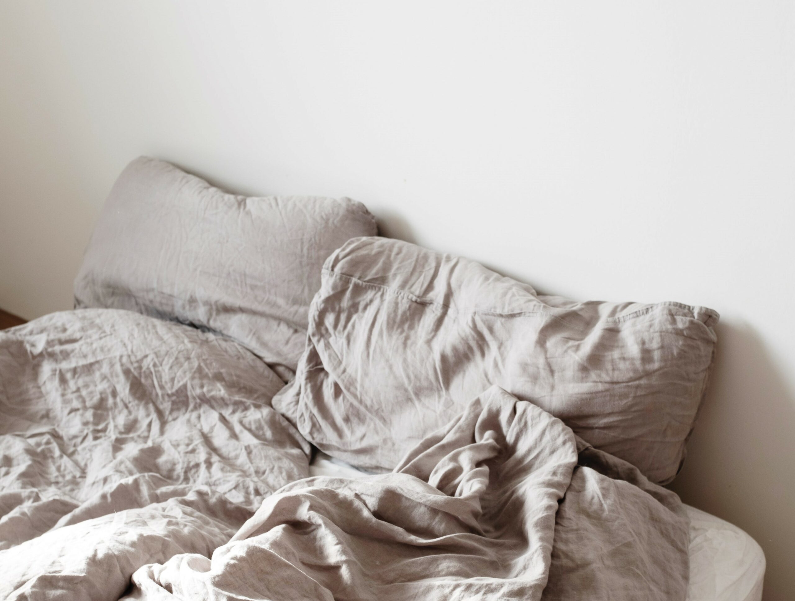 A grey duvet