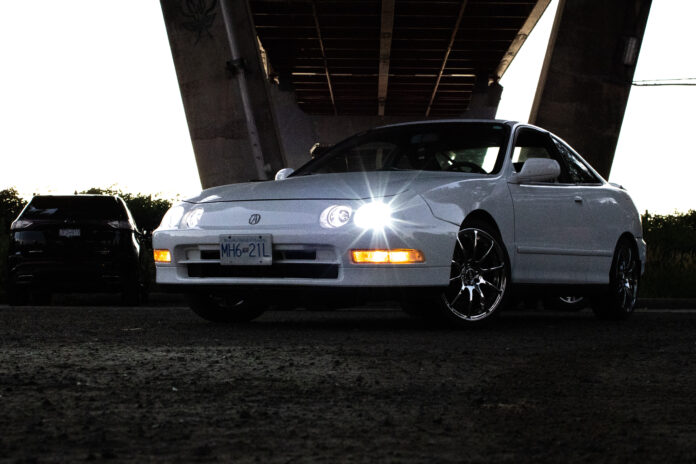 A car with an extremely bright headlight