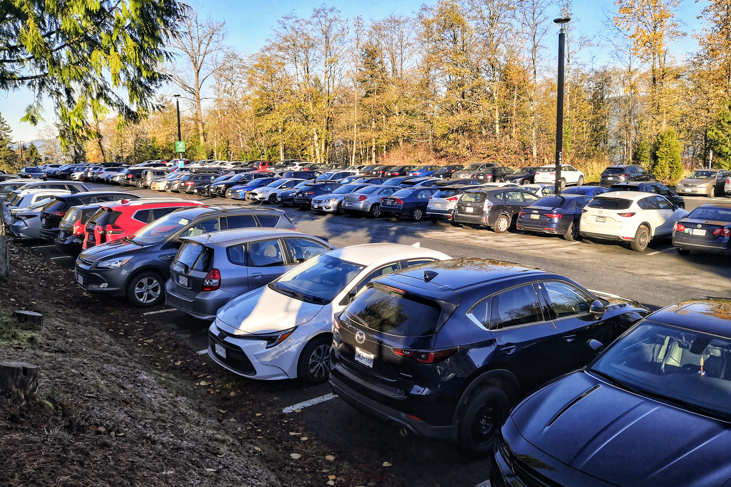 A very crowded parking lot at SFU