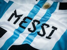 The back of an Argentina Messi home jersey