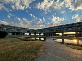 Photo of the Academic Quadrangle at SFU