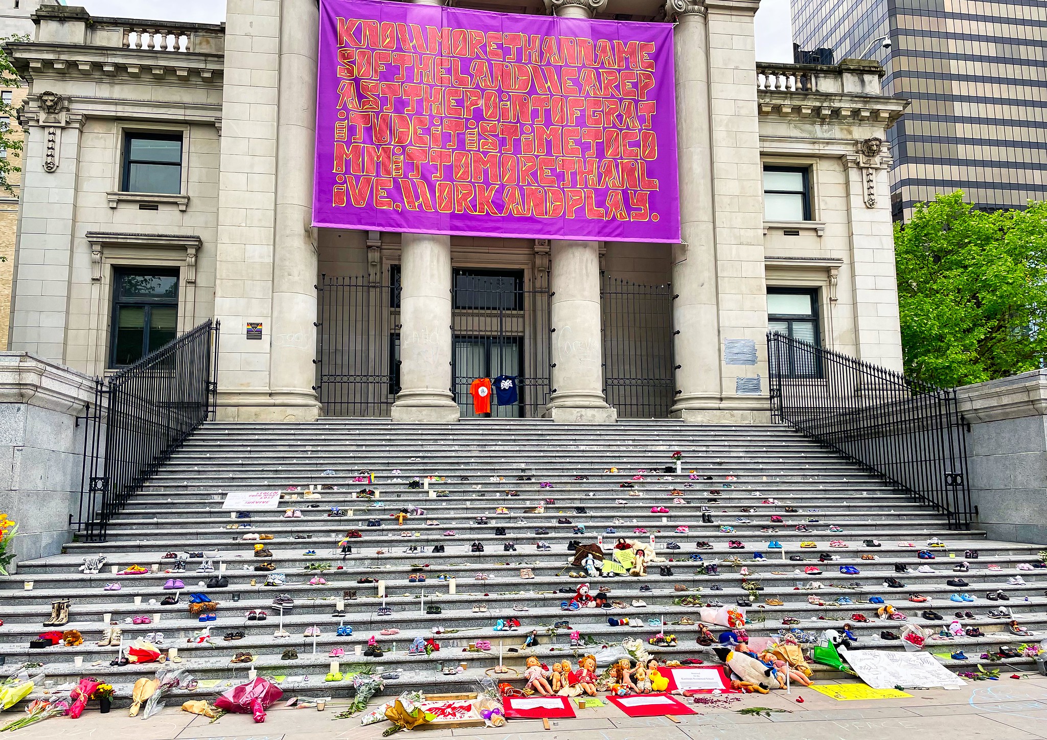 This is a photo of the 2021 Vancouver Art Gallery memorial for Indigenous children whose lives were taken at residential schools