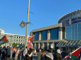 This is a photo of the group Independent Jewish Voices protesting for Palestine.