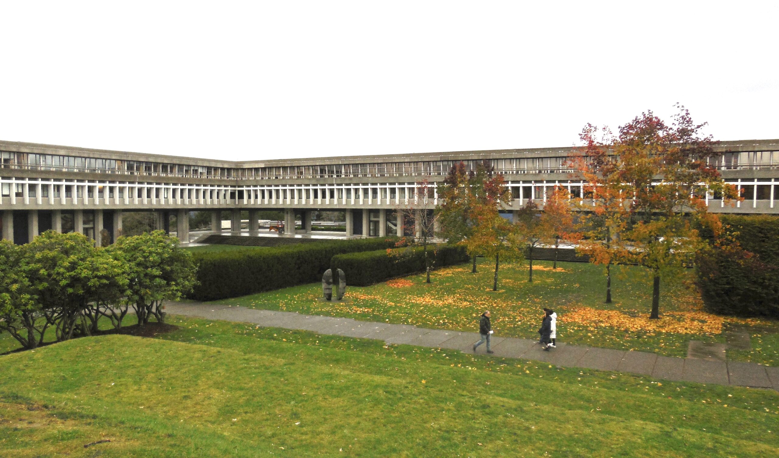 This is the outside of the Academic Quadrangle at SFU in the fall.