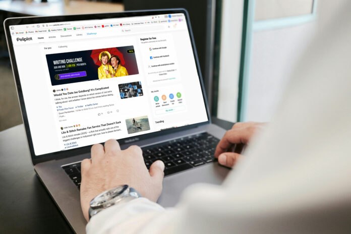 A photo of someone using the Peliplat website on their laptop