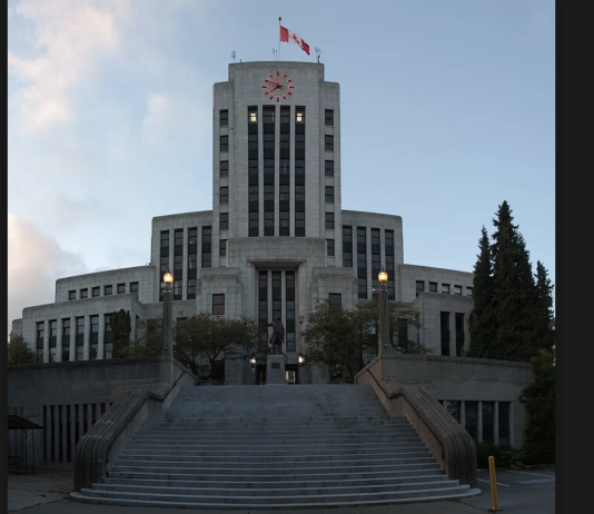 Cultural land trust in the works by City Council A photo of the exterior of Vancouver City Hall against a bright, blue sky.